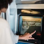 pexels-mizunokozuki-12911176